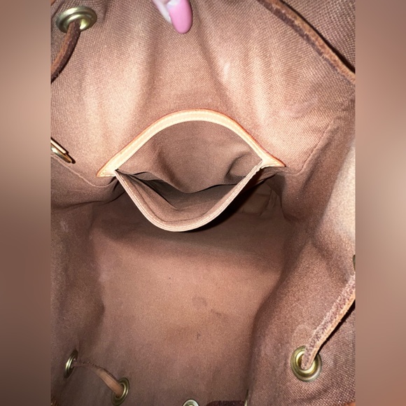 VINTAGE Authentic Louis Vuitton Montisouris GM Backpack with Dust bag - Picture 2 of 16